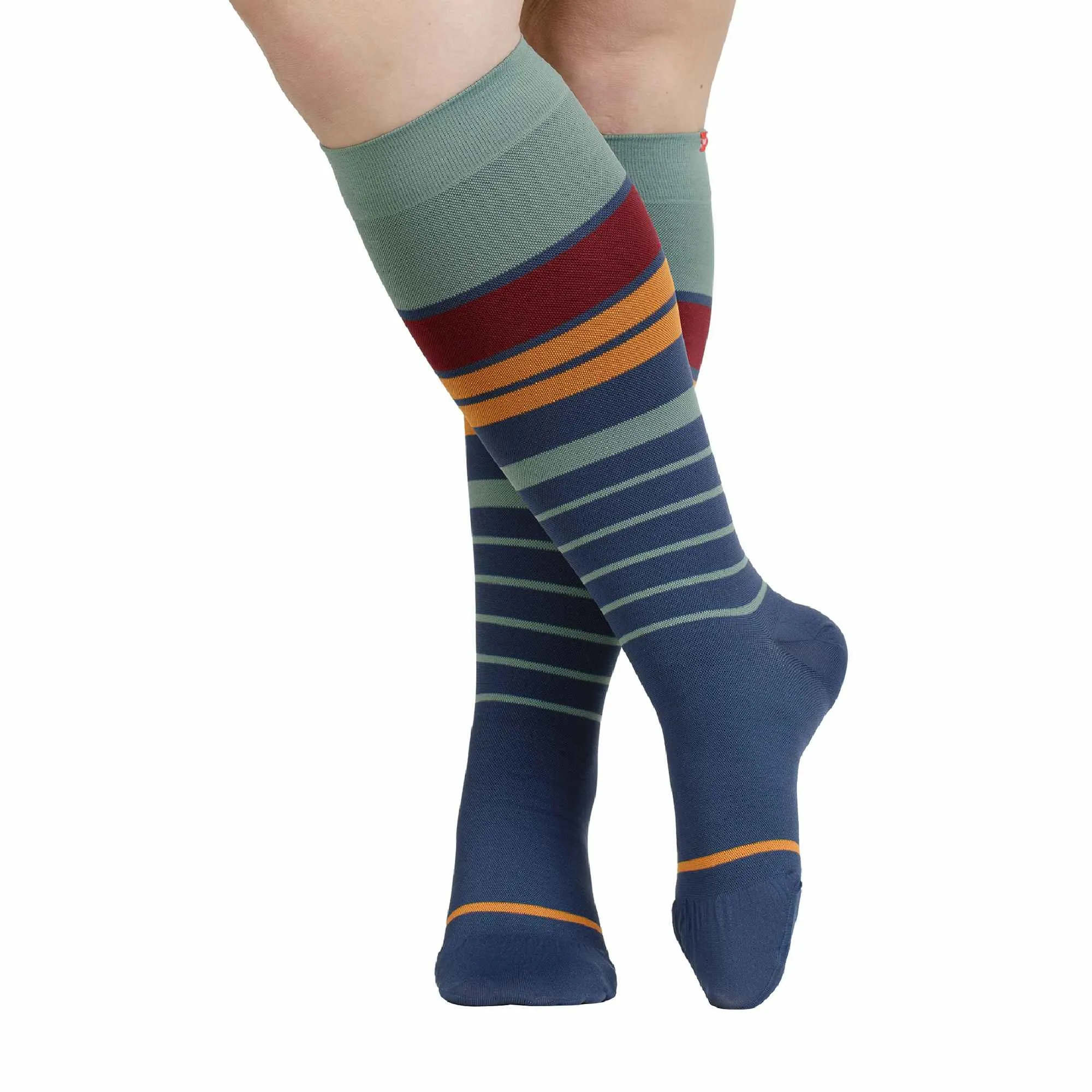 1 Pack Wide Calf Nylon Graduated Compression Socks | 30-40 mmHg