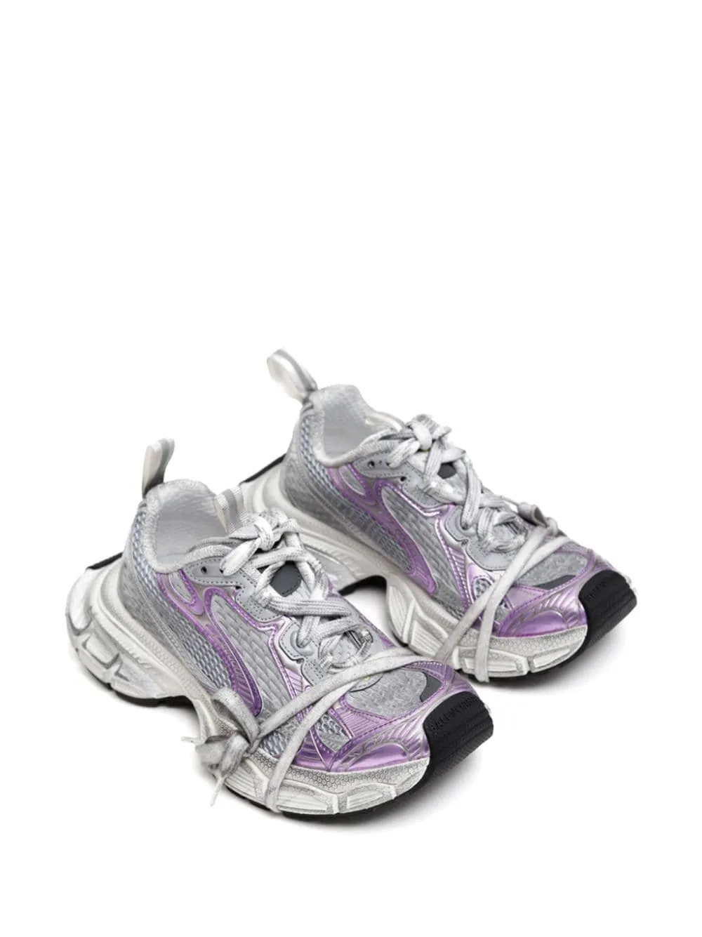 3xl sneakers