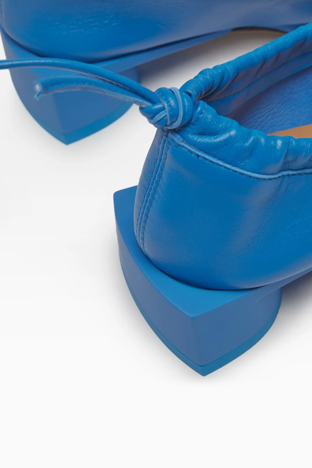 Candance puha bőr Loafer
