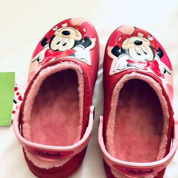 CROCS CLASSIC DISNEY MINNIE MOUSE SIZE J3