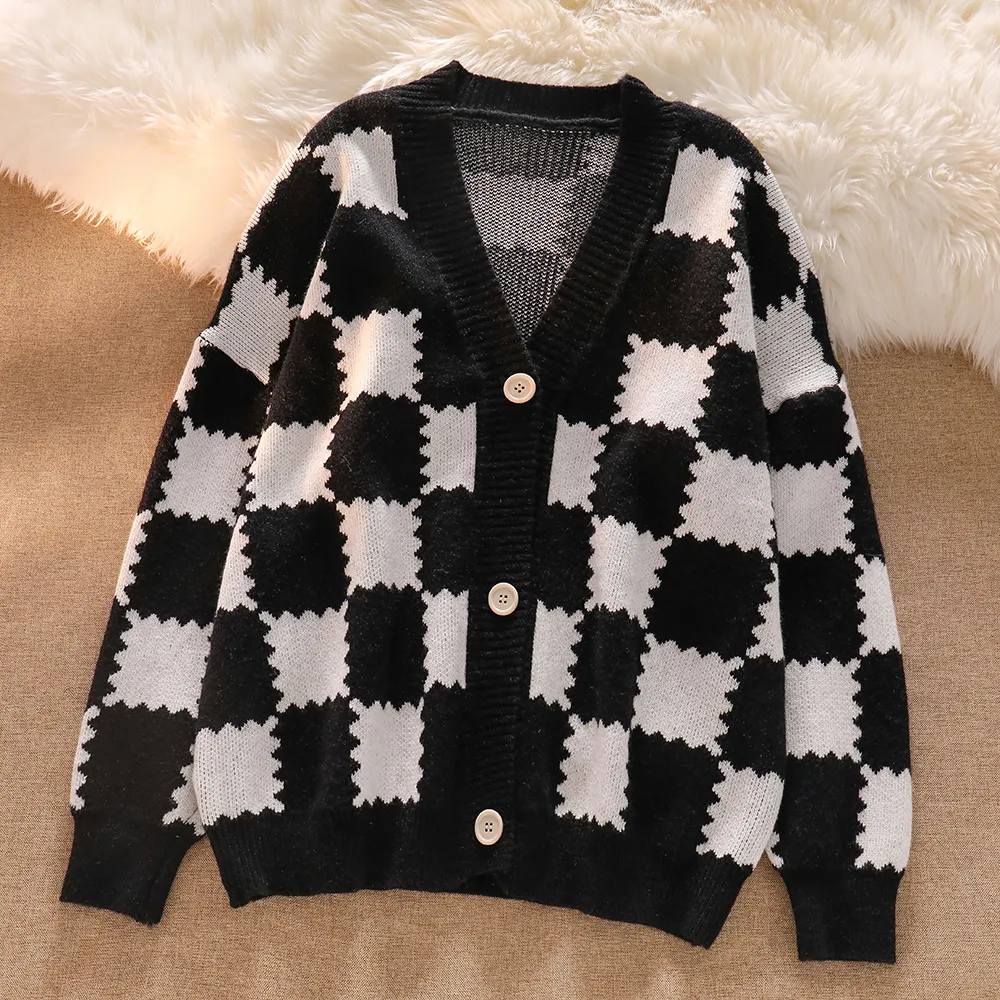 Cute soft waxy knitted sweater UB96070
