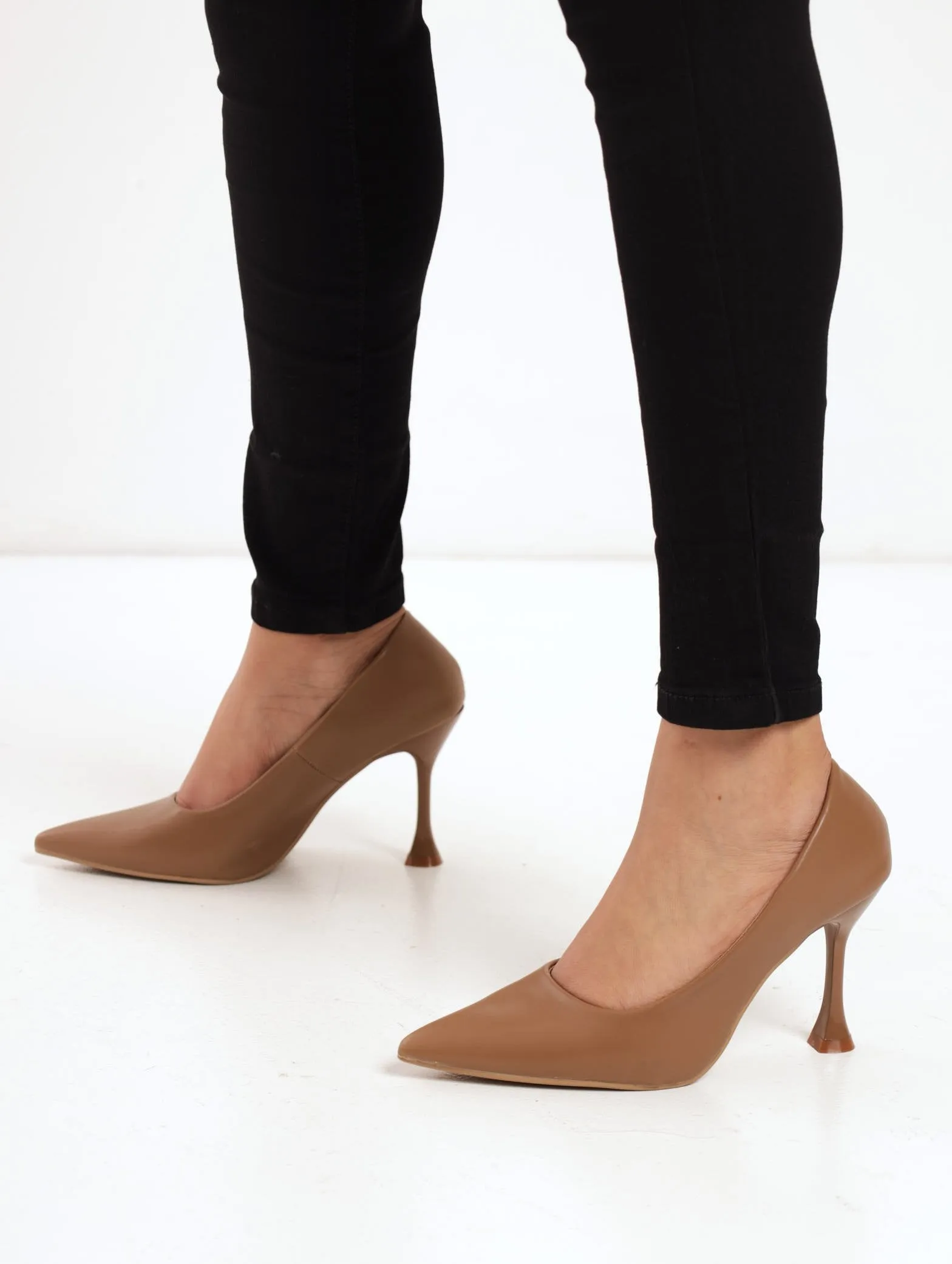 Ladies Classic Shaped Stiletto Court Heel - Chocolate