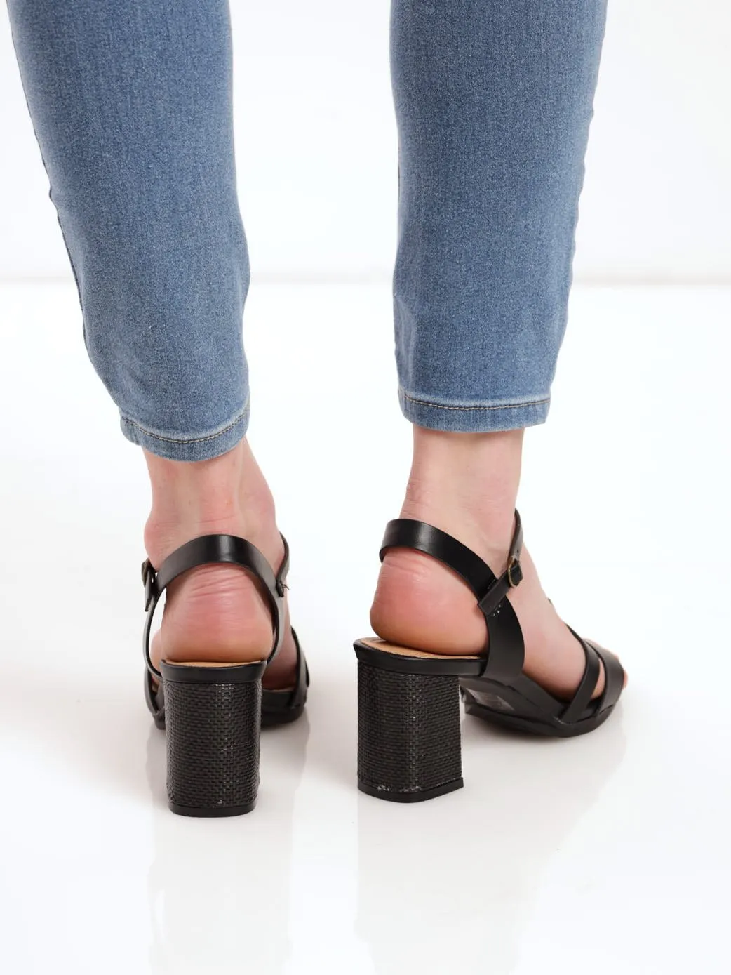 Ladies Soft Style Soft Quest Heel - Black