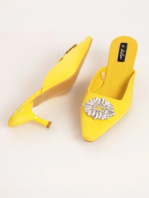 Ladies Square-Toe Push-In Kitten Heel - Yellow