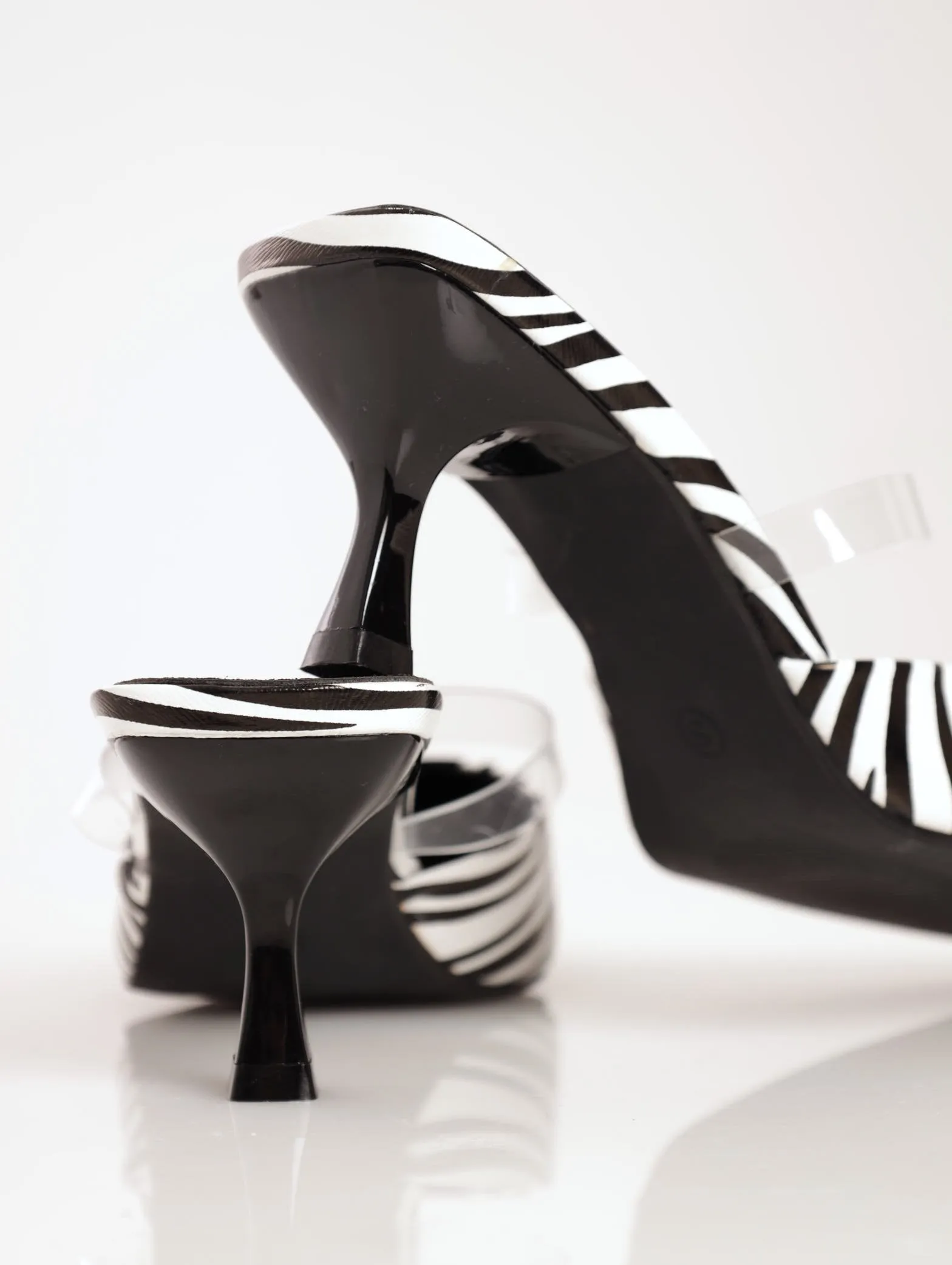 Ladies Zebra Print Kitten Court Heel - Blac