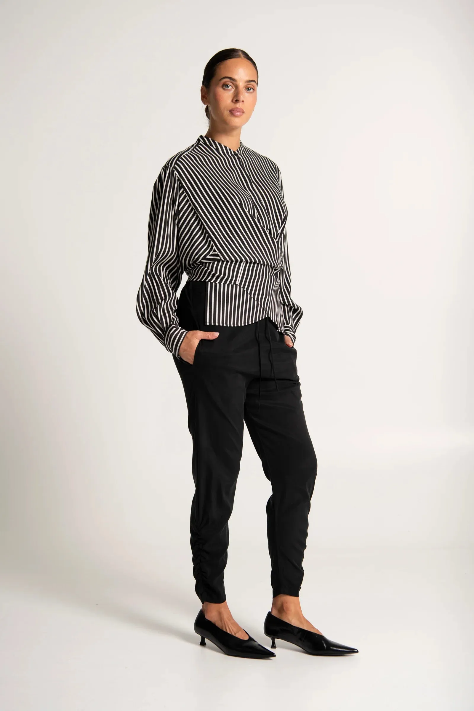Lounge The Label II CROZET Pant - Black
