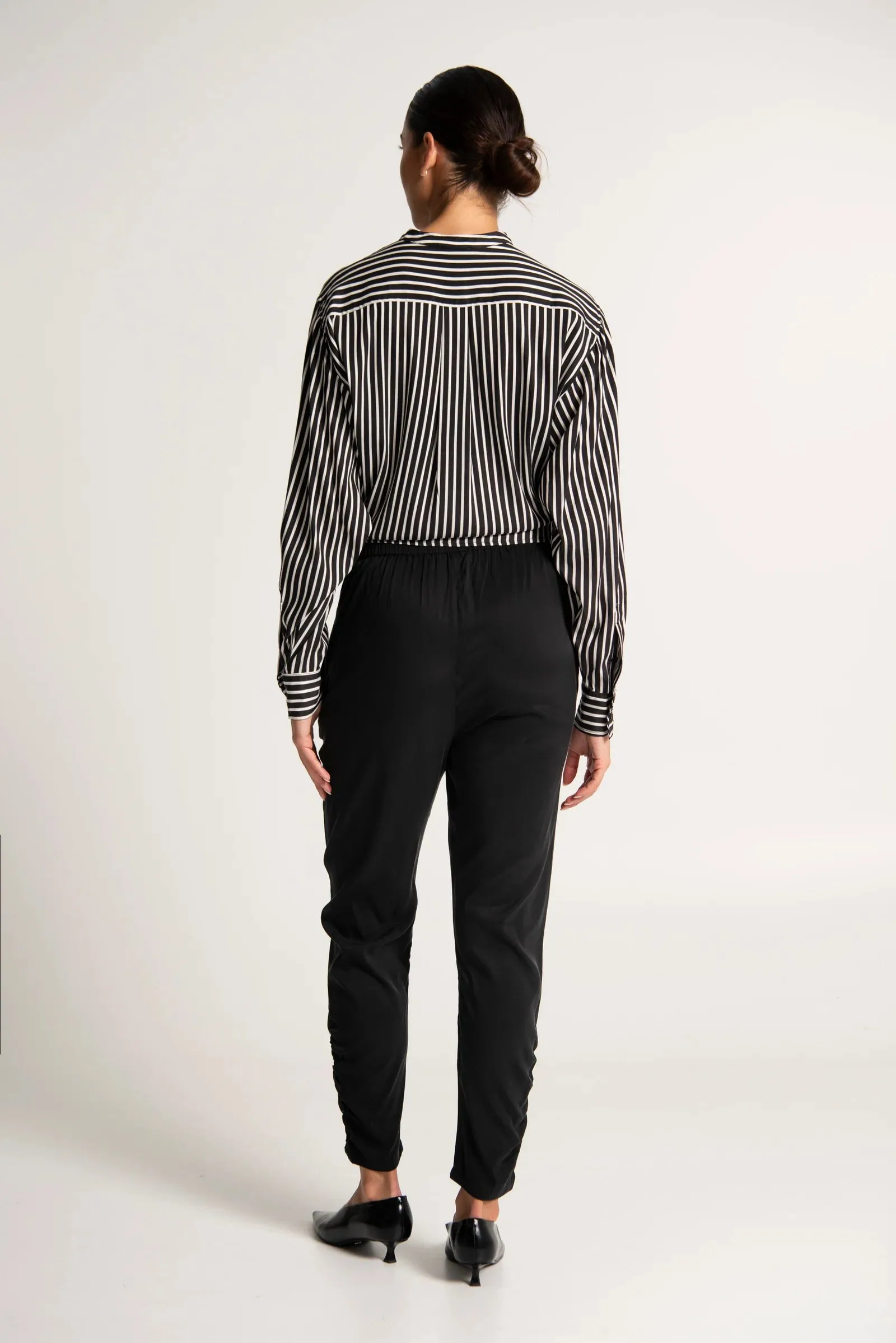 Lounge The Label II CROZET Pant - Black