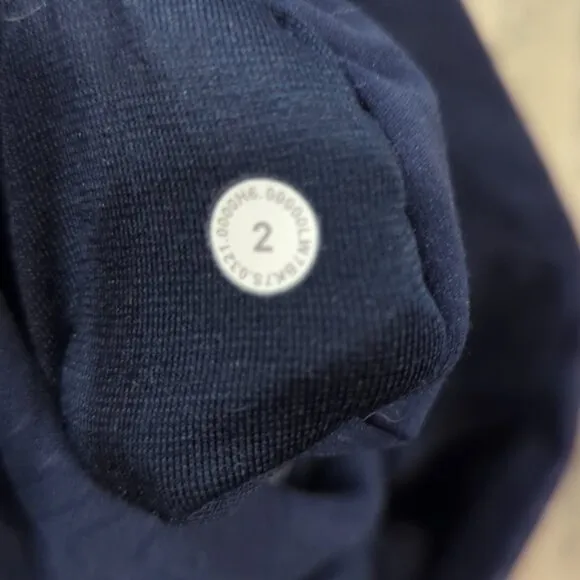 Lululemon Align Super-High-Rise Short 10&quot; Aqueous Emboss True Navy