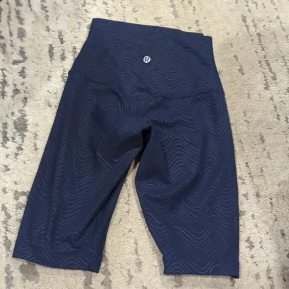 Lululemon Align Super-High-Rise Short 10&quot; Aqueous Emboss True Navy