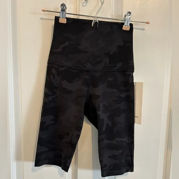 Lululemon Align Super High Rise Short *10&quot; Incognito Camo Multi Grey -size 2