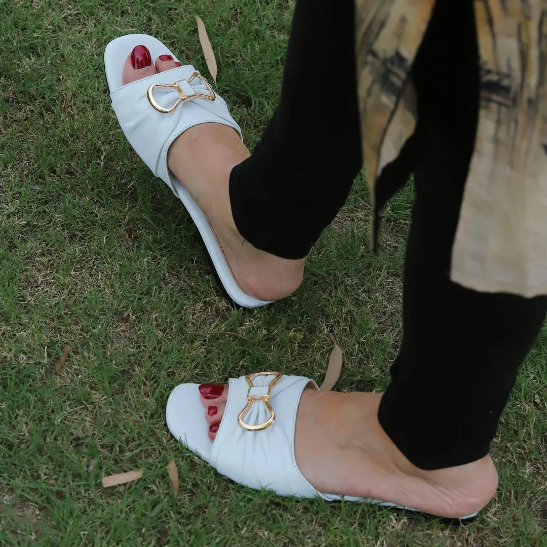 Mak1 - White Slides