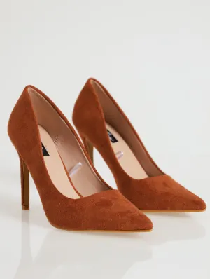 Microfiber Pointed Court Heel - Brown