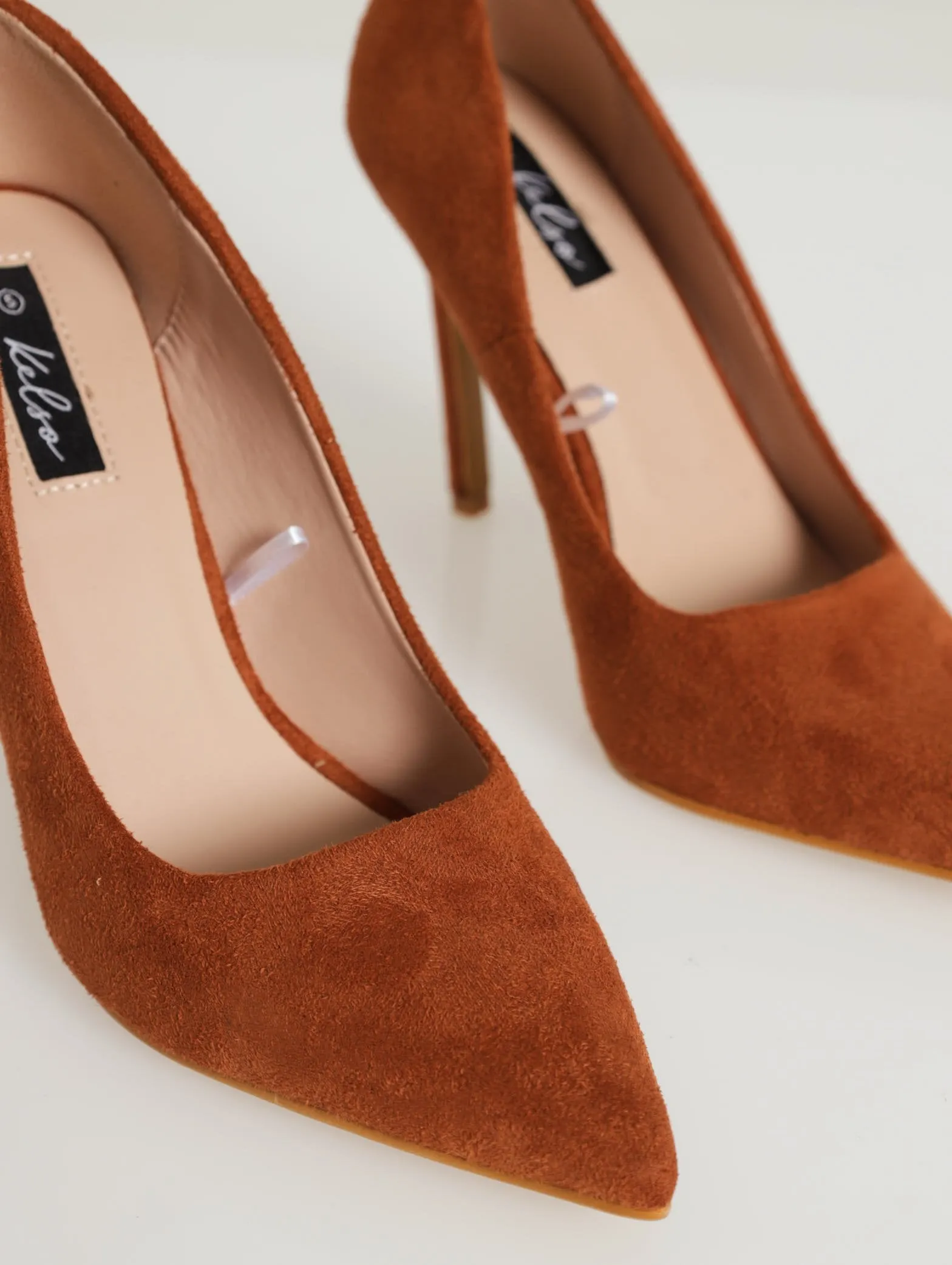 Microfiber Pointed Court Heel - Brown