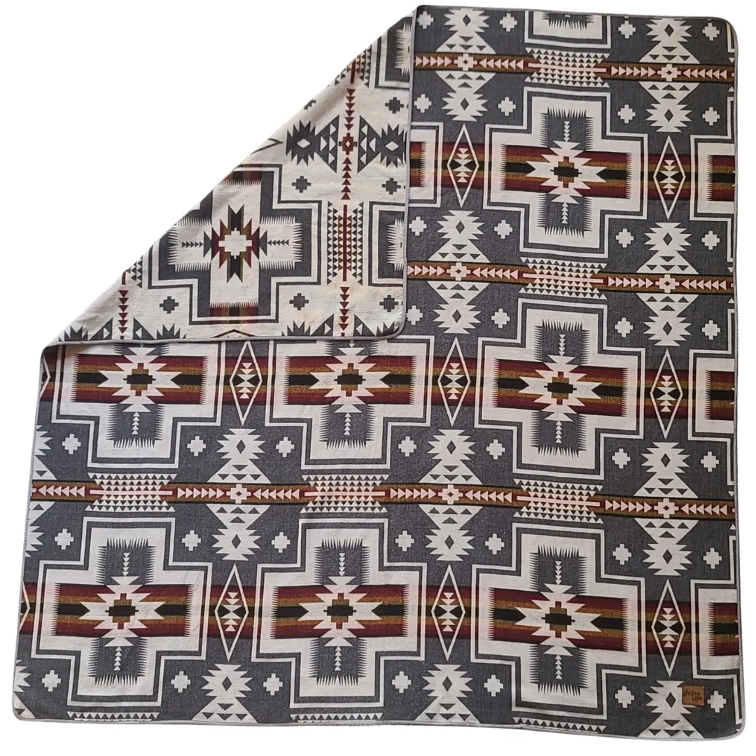 Mindo Reversible Blanket  //  Grey/Red/Black