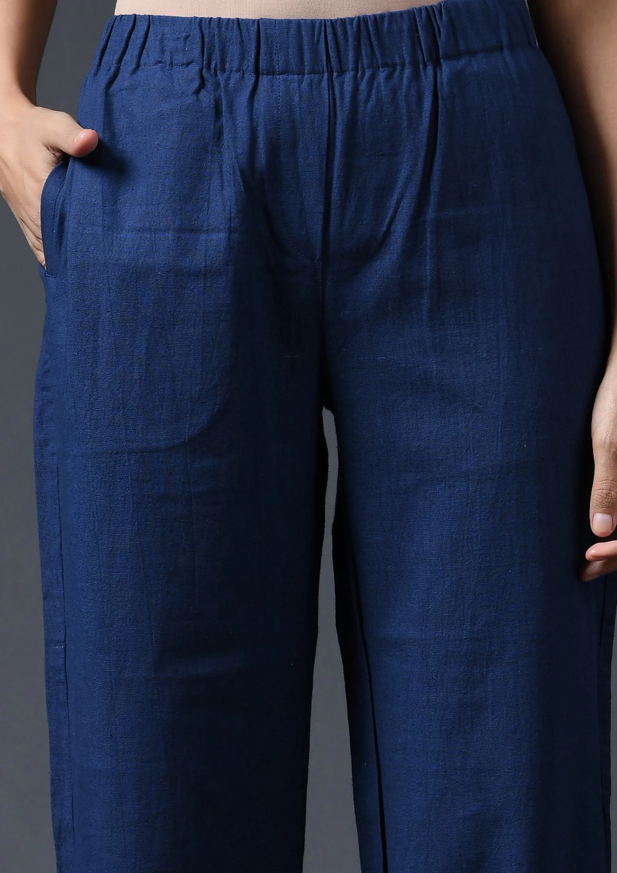 NAVY JOGGERS