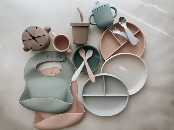 noüka Flat Plate (Soft Blush)