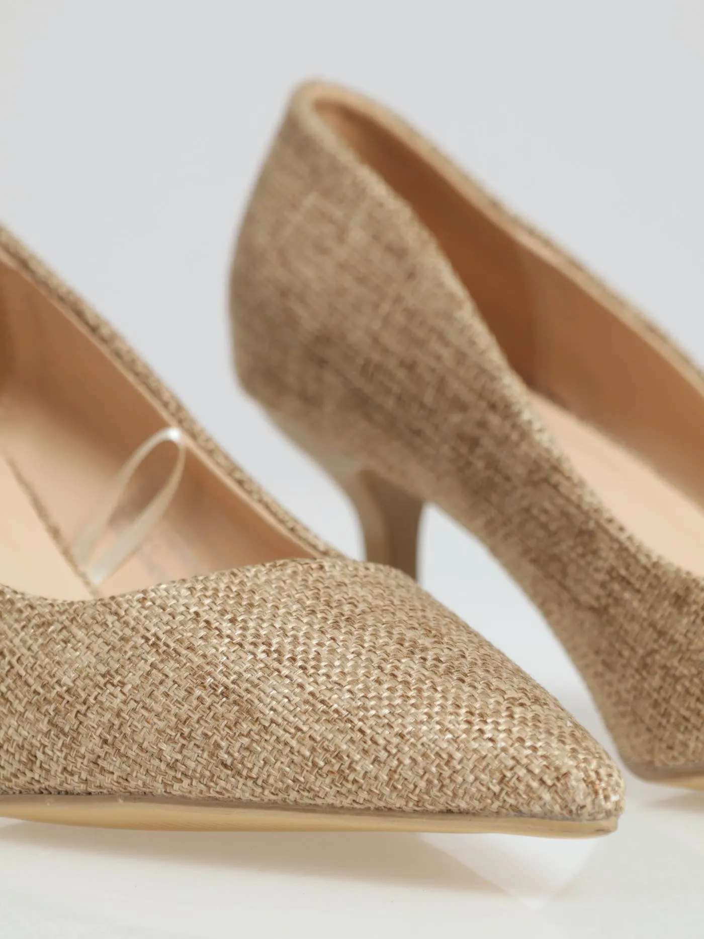 Plain Raffia Court Heel - Natural