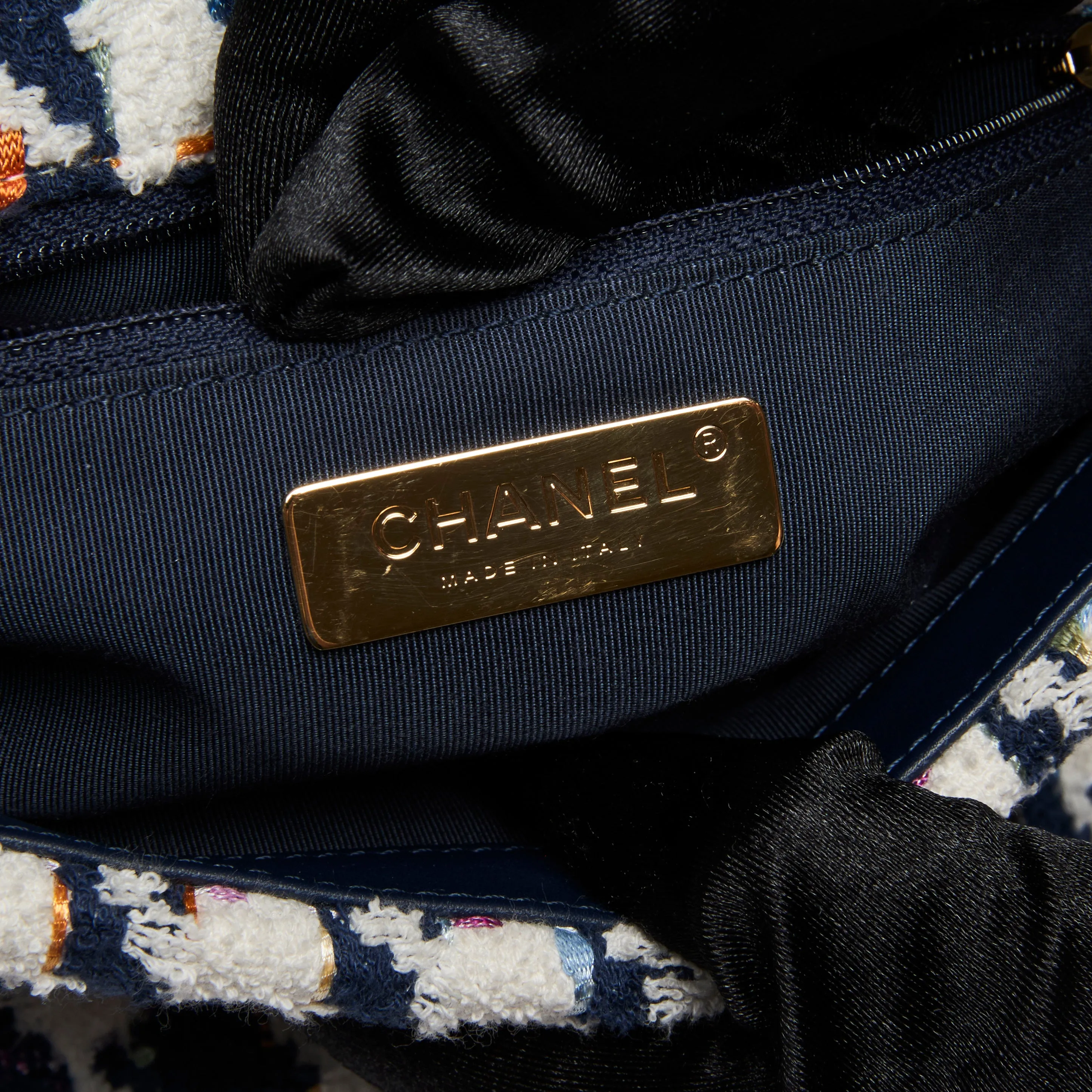 Pre-Loved Chanel™ Tweed Quilted Navy Blue Multicolor Small 19 Handbag