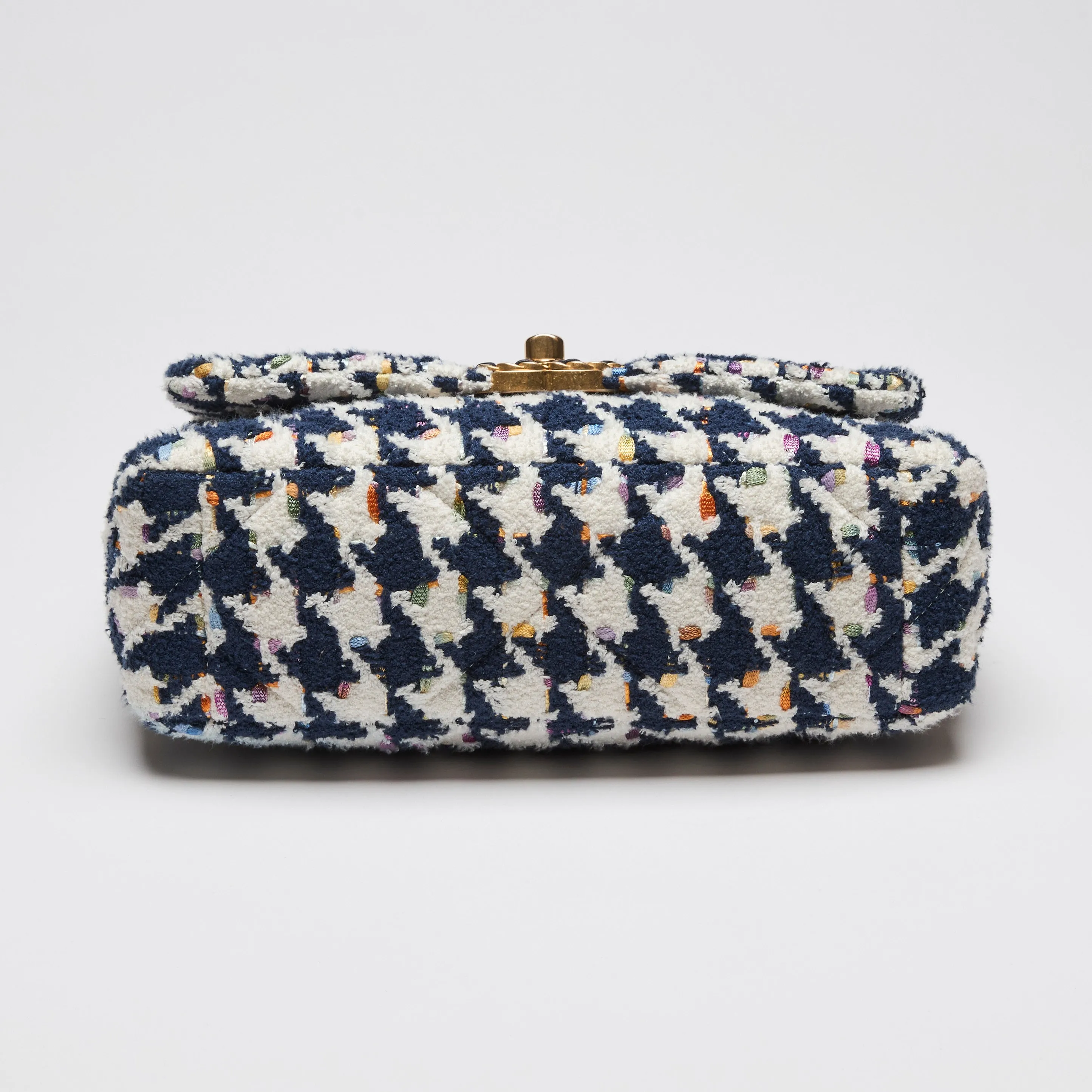 Pre-Loved Chanel™ Tweed Quilted Navy Blue Multicolor Small 19 Handbag