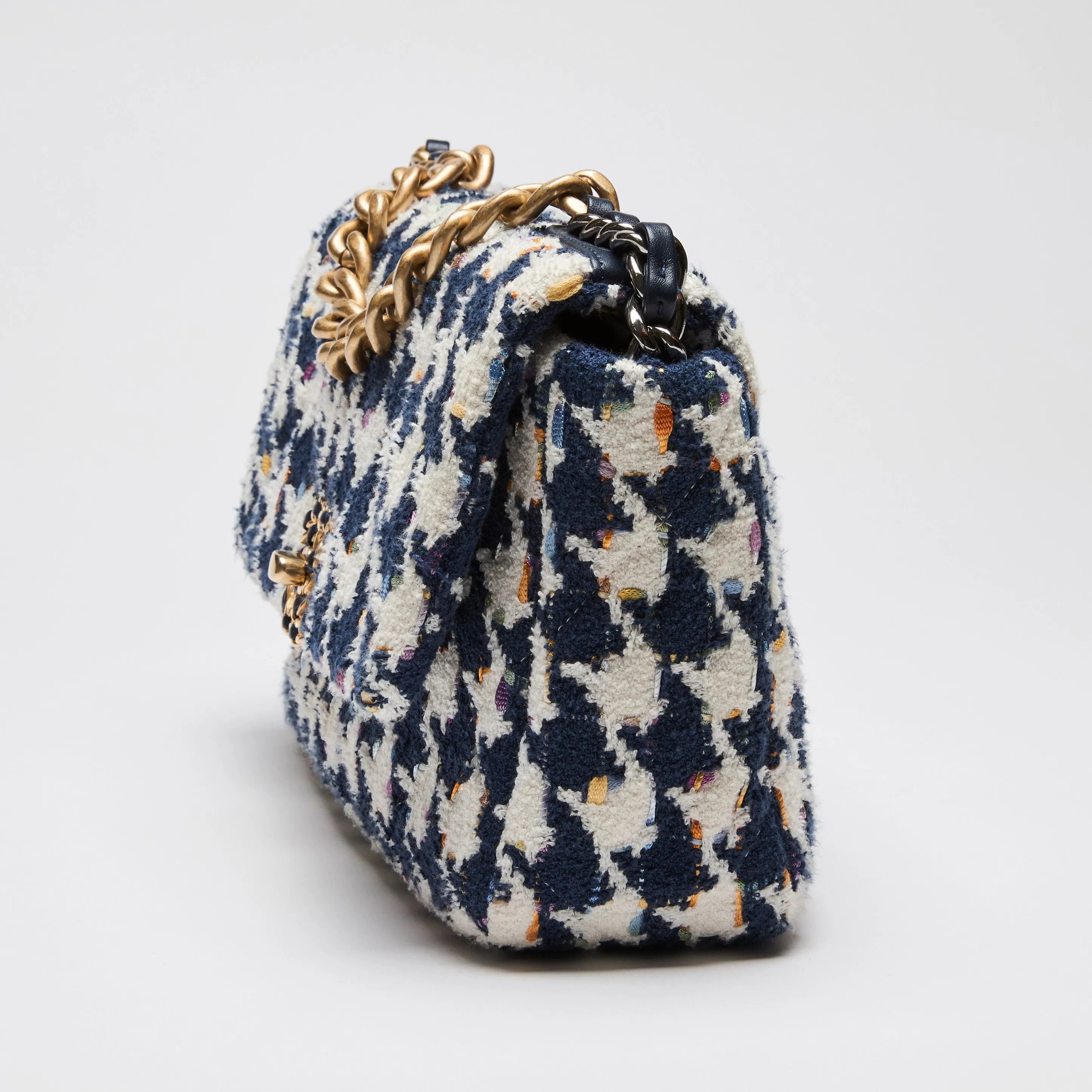 Pre-Loved Chanel™ Tweed Quilted Navy Blue Multicolor Small 19 Handbag