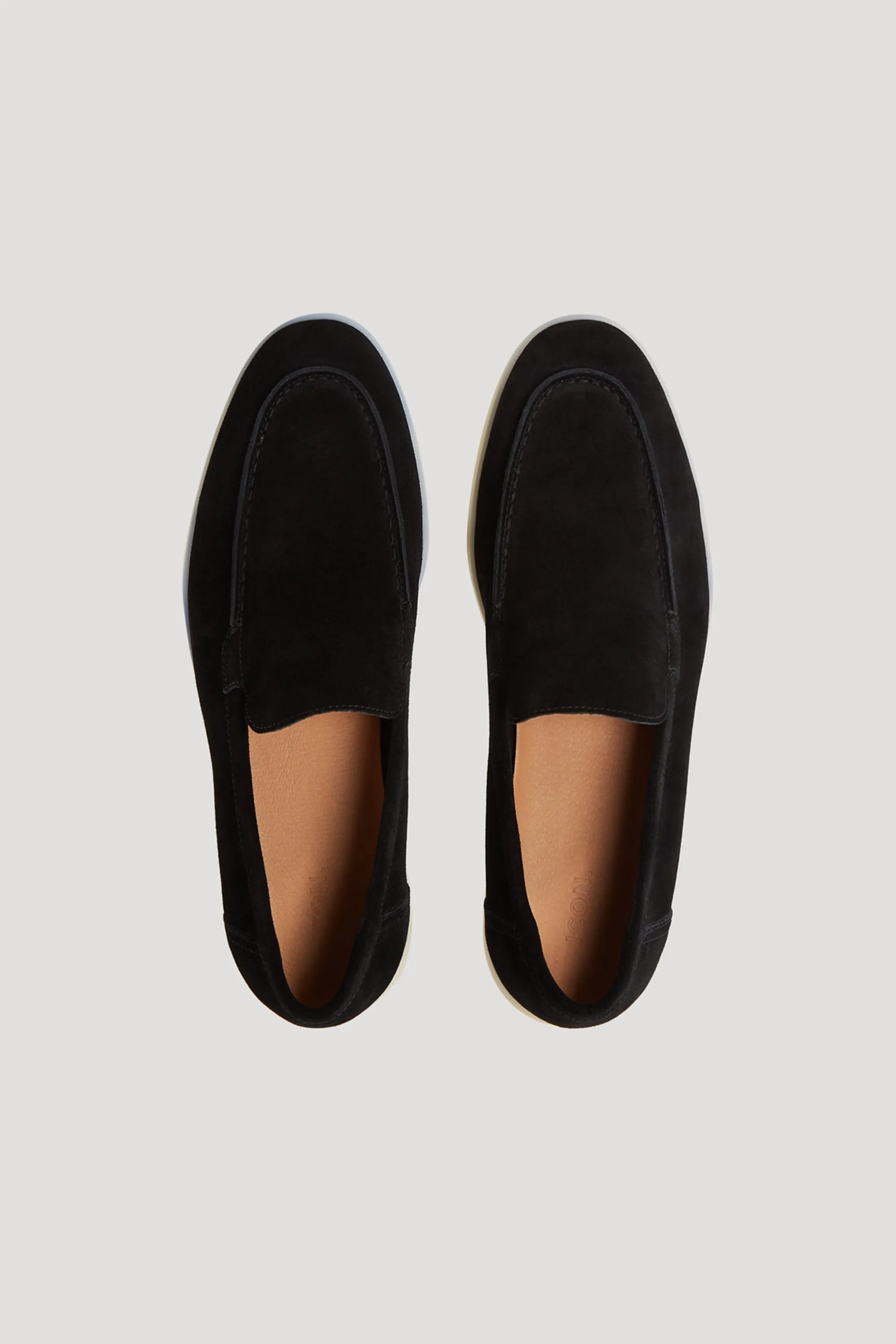 THE CLASSIC LOAFER