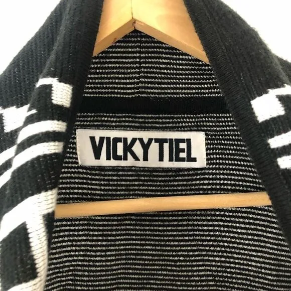 Vicky Tiel Black and White Cardigan