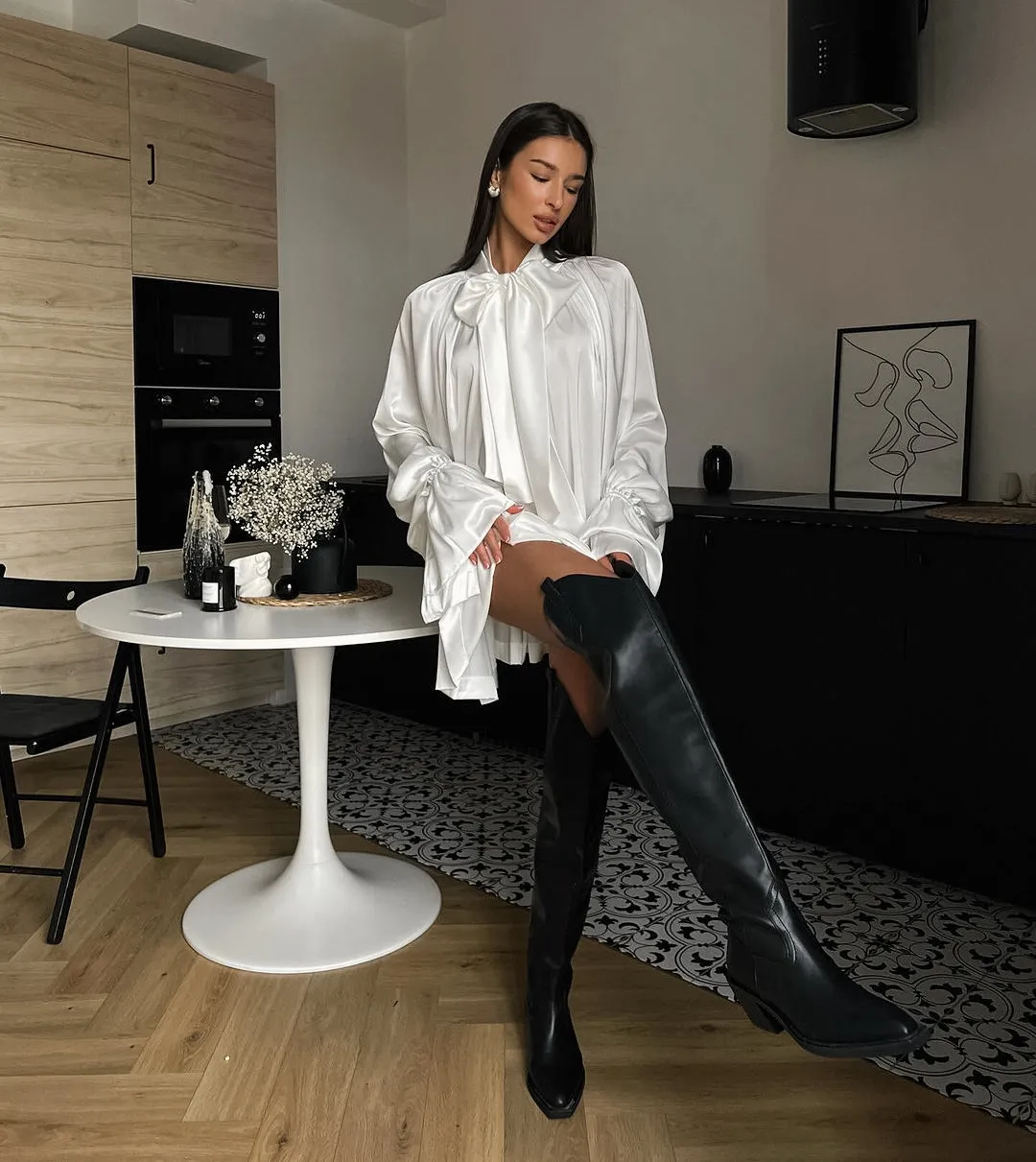 Women's Elegant Puff Sleeve Mini Dress with Tie Neck Detail